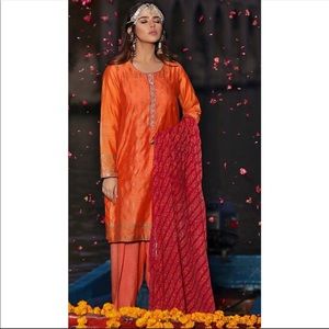 3 piece outfit size M